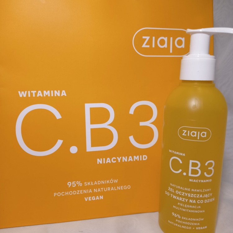 Witamina C.B3 żel oczyszczający do twarzy na co dzień 190ml